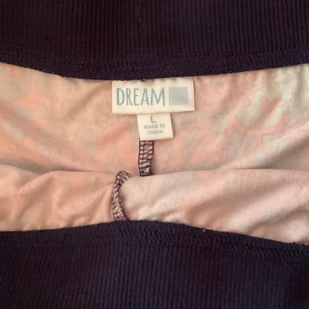 LuLaRoe Dream Collection Carol PJ Shorts w/ Pockets Size Large - Picture 5 of 7